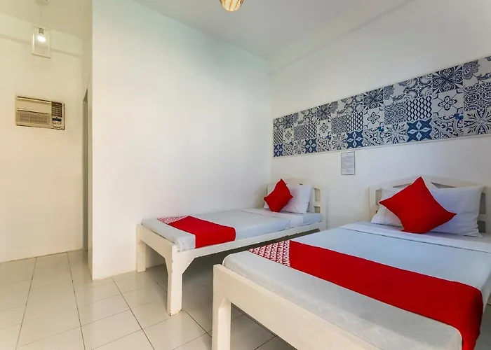 Hotel Oyo 466 Issa's Haven Oslob