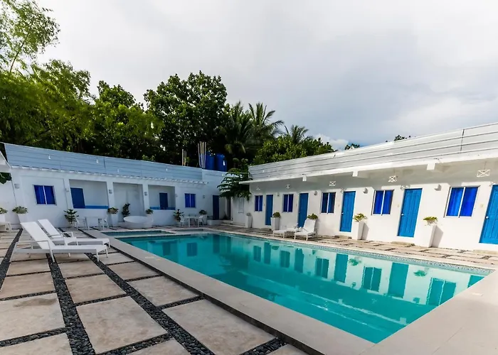 Hotel Oyo 466 Issa's Haven Oslob